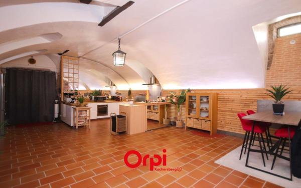 Appartement à vendre    3 pièces • 100 m2 Mundolsheim