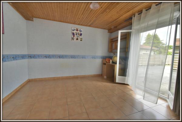 PROCHE DAX ( 10 mn côté EST ) - BELLE CONTEMPORAINE T5 - PISCINE - GARAGE 48 m²