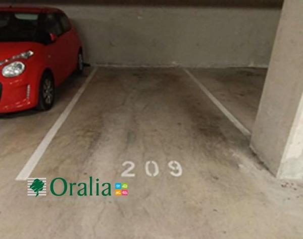 Parking · Location Villenave D Ornon (33140)