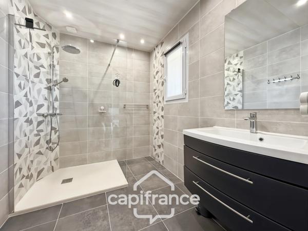 Maison à vendre 6 pièces CHANAS (38)