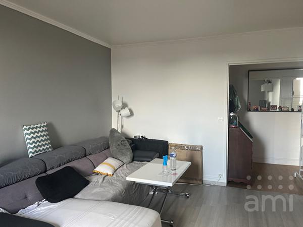 CHATELLERAULT, appartement type 4 de 90 m2