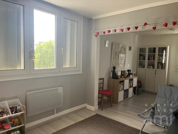 CHATELLERAULT, appartement type 4 de 90 m2