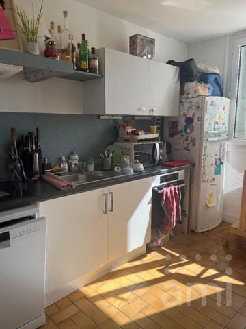 CHATELLERAULT, appartement type 4 de 90 m2