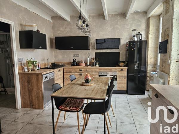 Maison de ville 4 pièces de 103 m² à Magnac-sur-Touvre (16600)