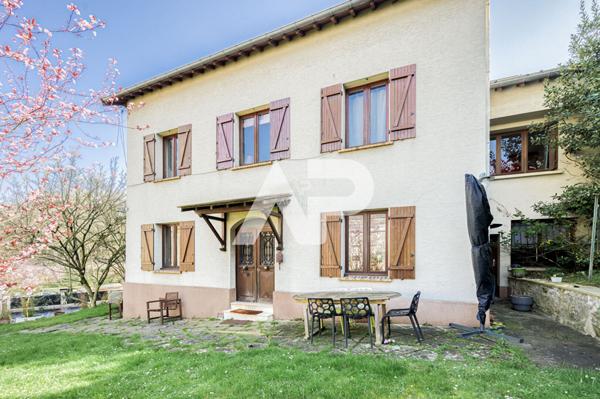 Sèvres Rive Gauche - Maison Familiale €850 000 ** - Référence 590-S