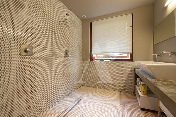 ARCHITECTURE MINIMALISTE- 1900 -APPARTEMENT CONTEMPORAIN - Bordeaux
