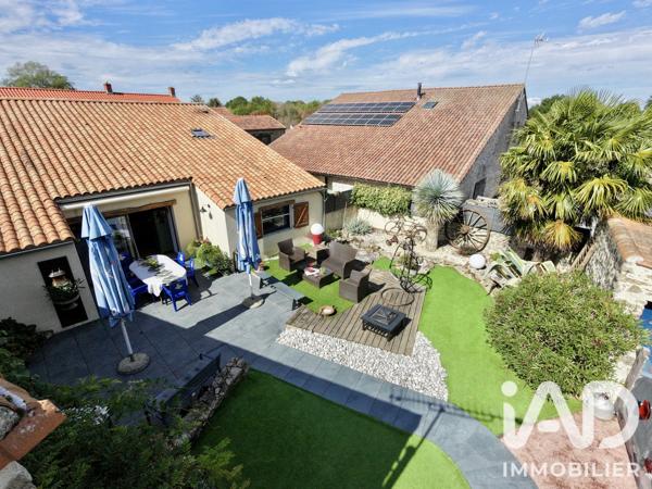 Maison à vendre 6 pièces 153,76 m² Le Poiré-sur-Vie