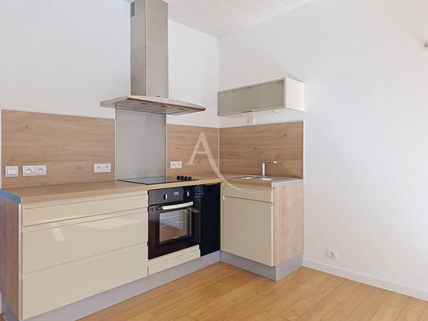 Pau Centre - Studio rénové - Cave et cellier