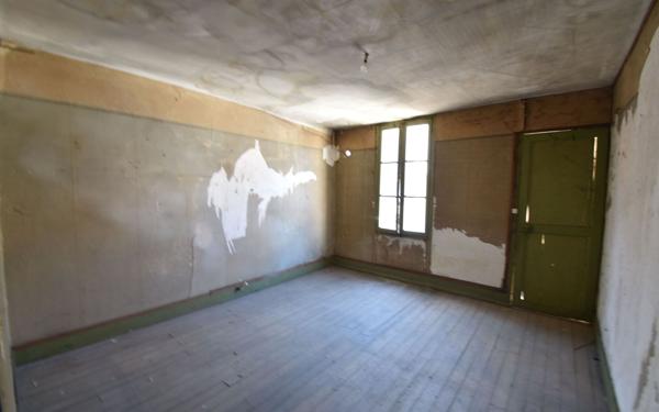 Maison à vendre    3 pièces • 70 m2 Cosne-Cours-sur-Loire