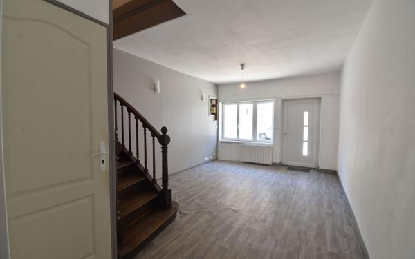 Maison à vendre    3 pièces • 70 m2 Cosne-Cours-sur-Loire