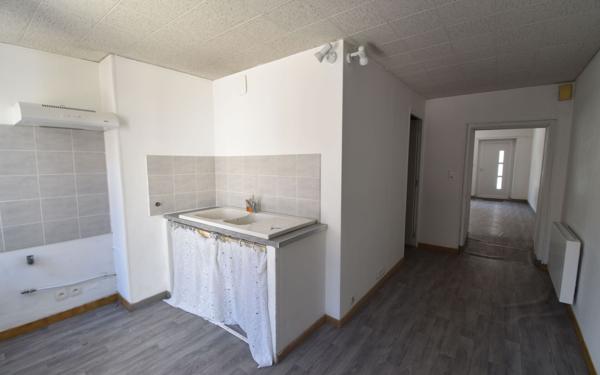 Maison à vendre    3 pièces • 70 m2 Cosne-Cours-sur-Loire