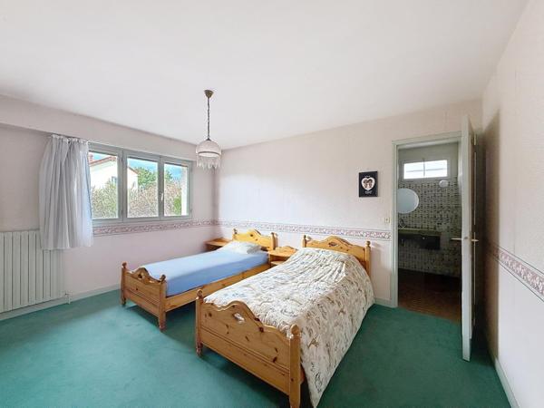 Belle maison familiale/centre-ville Choisy-le-Roi – 143m² habitables 253m² de surface au sol, dépendance, jardin, garage