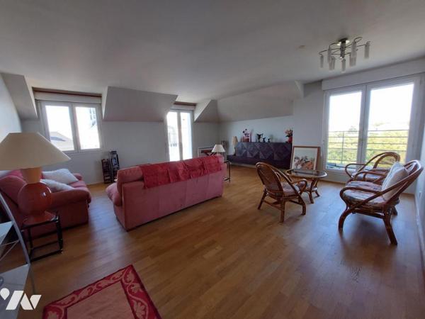 DERNIER ETAGE + TERRASSE+ GARAGE+ CAVE