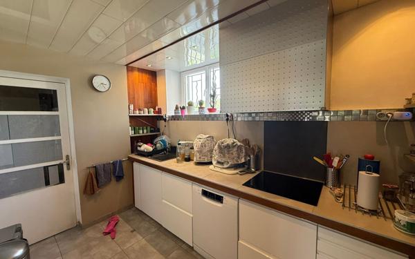 Maison à vendre    5 pièces •  Joyeuse