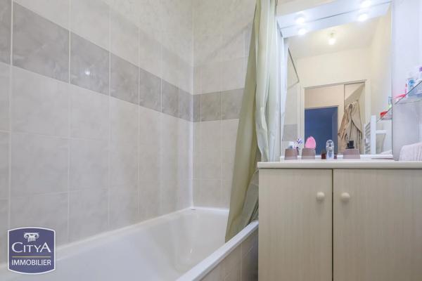 Appartement à vendre 2 pièces 41.72m² Montauban (82000)