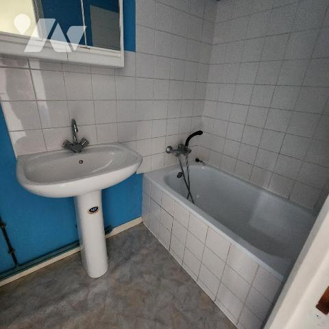 Immeuble de rapport - 4 logements - proche centre-ville