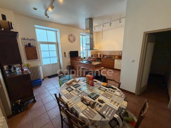 Magnifique propriété à vendre 13 pièces MAEL CARHAIX (22)