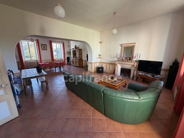 Magnifique propriété à vendre 13 pièces MAEL CARHAIX (22)