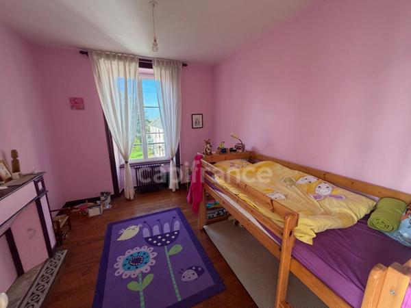 Magnifique propriété à vendre 13 pièces MAEL CARHAIX (22)