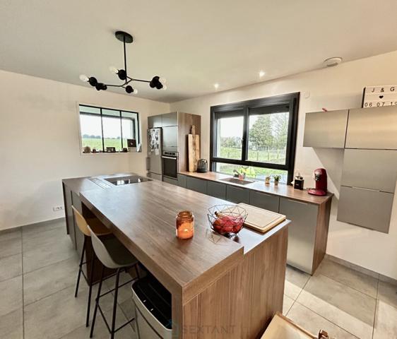 MAGNIFIQUE PLAIN PIED INDIVIDUELLE  AU CALME