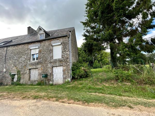 Maison restaurer entièrement avec terrain