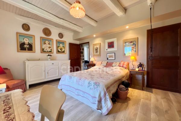 Propriété 203 m² habitables et 265 m² de dépendances