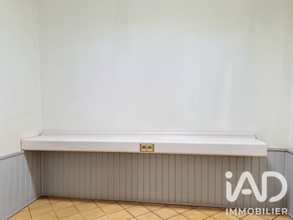 Esthétique, Coiffure​ à vendre 50 m² Pézenas
