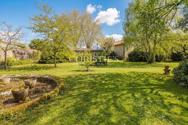Demeure d’exception – Dépendance – Grande Parcelle