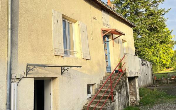 Immeuble à vendre    6 pièces •  Damigny