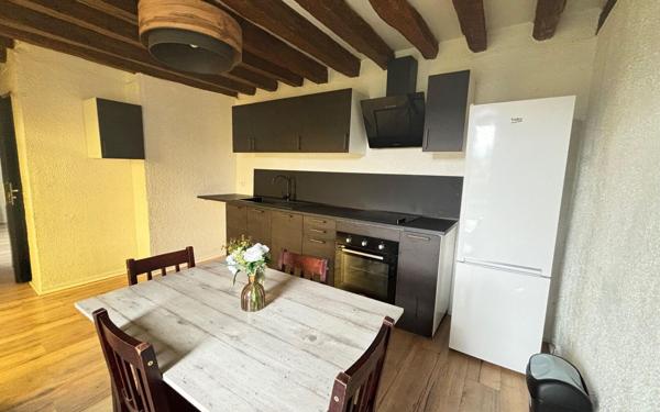 Immeuble à vendre    6 pièces •  Damigny