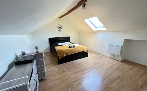 Immeuble à vendre    6 pièces •  Damigny