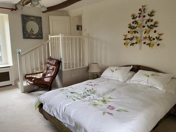 Maison à vendre à Pléneuf-Val-André dans les Côtes-d'Armor (22370), ref : 025/2555   
PLENEUF VAL ANDRE - Centre Bourg