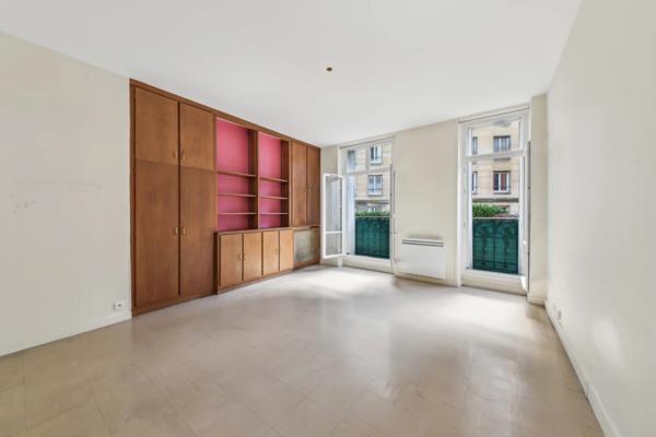 Appartement T3 de 70m² avec terrasse et cave à Paris (14ème)