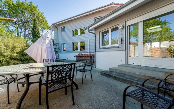 Maison à vendre    6 pièces •  Mimizan