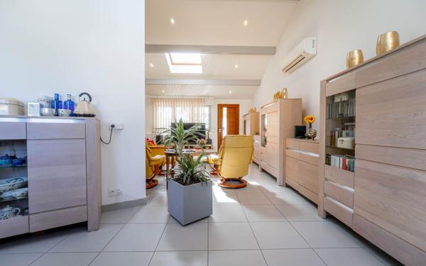 Maison à vendre    6 pièces •  Mimizan