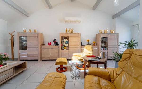 Maison à vendre    6 pièces •  Mimizan