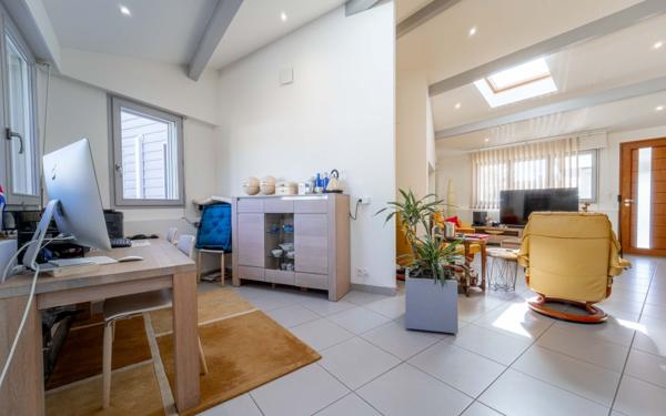 Maison à vendre    6 pièces •  Mimizan