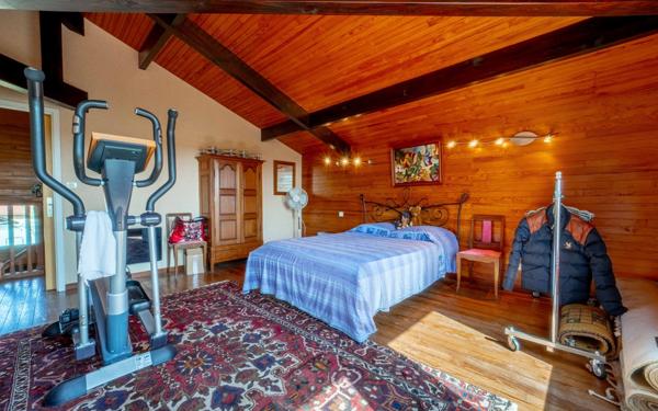 Maison à vendre    6 pièces •  Mimizan