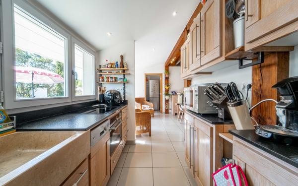 Maison à vendre    6 pièces •  Mimizan