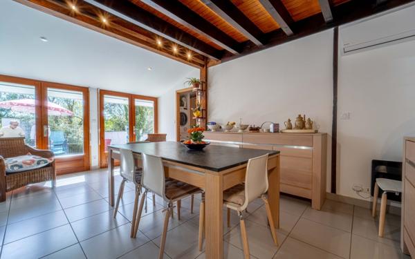 Maison à vendre    6 pièces •  Mimizan