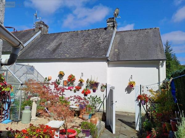 Maison individuelle à vendre à Huelgoat dans le Finistère (29690), ref : 29064-1085255