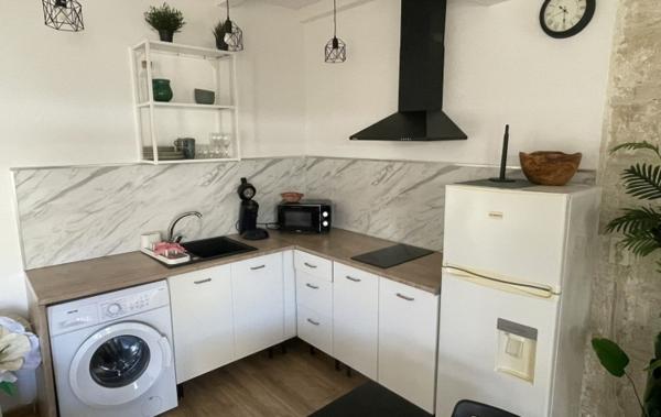 Vente Appartement P2 + terrasse Intra muros Aigues-mortes