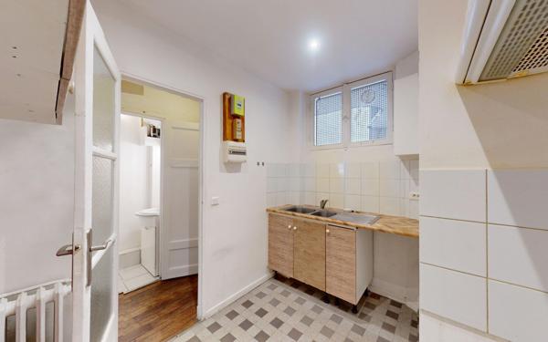 Appartement à vendre    1 pièce • 25,56 m2 Montrouge