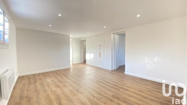 Appartement 3 pièces de 67 m² à Trappes (78190)