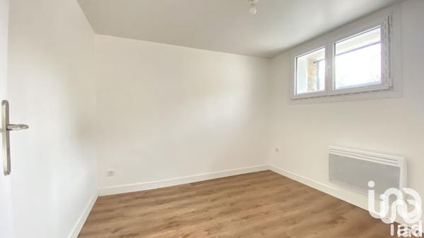 Appartement 3 pièces de 67 m² à Trappes (78190)