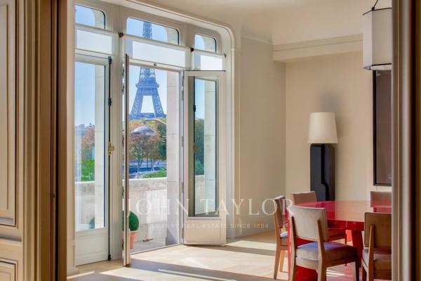 Sublime appartement vue Seine et Tour Eiffel - Montaigne