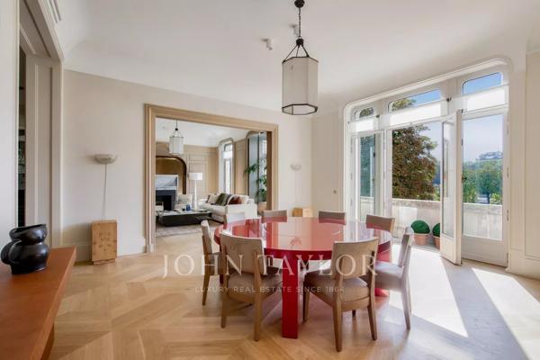 Sublime appartement vue Seine et Tour Eiffel - Montaigne