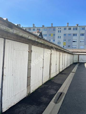 Parking / box Saint Brieuc 15 m2