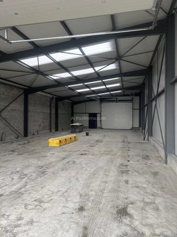 Location Local commercial 1 pièces 220 m2 à Auray