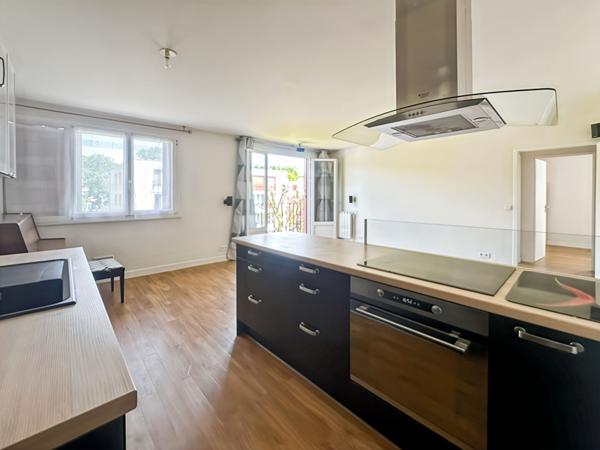 Appartement 3 pièces très lumineux proche RER , Bièvres, DPE D